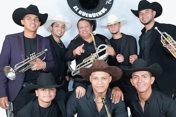 La Banda Filarmónica El Güegüense suma músicos de varias regiones de Nicaragua y busca recorrer Europa para fortalecer la identidad de la comunidad migrante. (Foto: Redes Banda Filarmónica El Güegüense España)