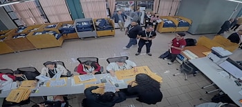 TSE inició el escrutinio este