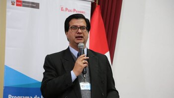 Gustavo Rosell, aún viceministro de