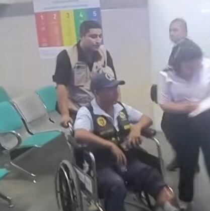 Las autoridades revisan cámaras de seguridad para identificar a los responsables de la agresión. Foto: 24 horas