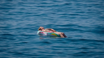 España se despide de la segunda ola de calor del verano pero no de las temperaturas extremas: la Aemet mantiene los avisos en estas regiones