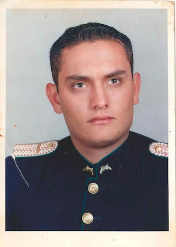 A través de su relato,