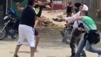 Violento enfrentamiento entre hinchas de