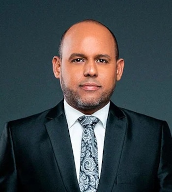 O escritor e acadêmico Marino Beriguete traçou o perfil de Tavárez como analista político, professor e pesquisador.