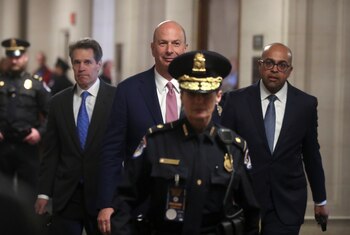 Sondland llega para su declaración