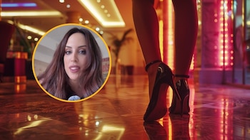 Anabel Domínguez enseña el producto