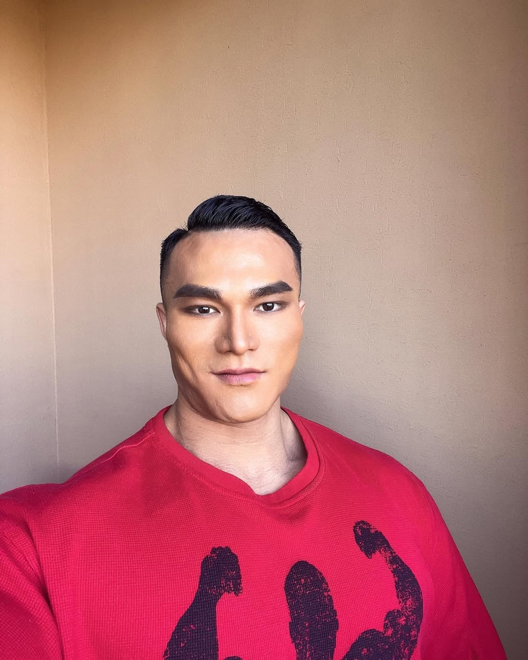 Ya había abierto un gimnasio y planificaba la apertura de un segundo establecimiento (Crédito: ifbbpro_wangkun/Instagram)