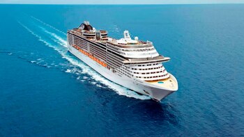 MSC Esplendida: 78 positivos (51