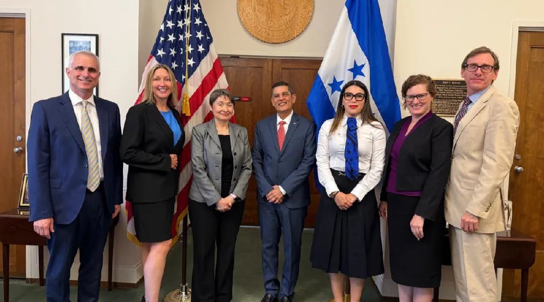 Presidente del poder judicial de Honduras sostiene reunión con representantes del gobierno de Estados Unidos