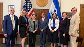 Presidente del poder judicial de Honduras sostiene reunión con representantes del gobierno de Estados Unidos