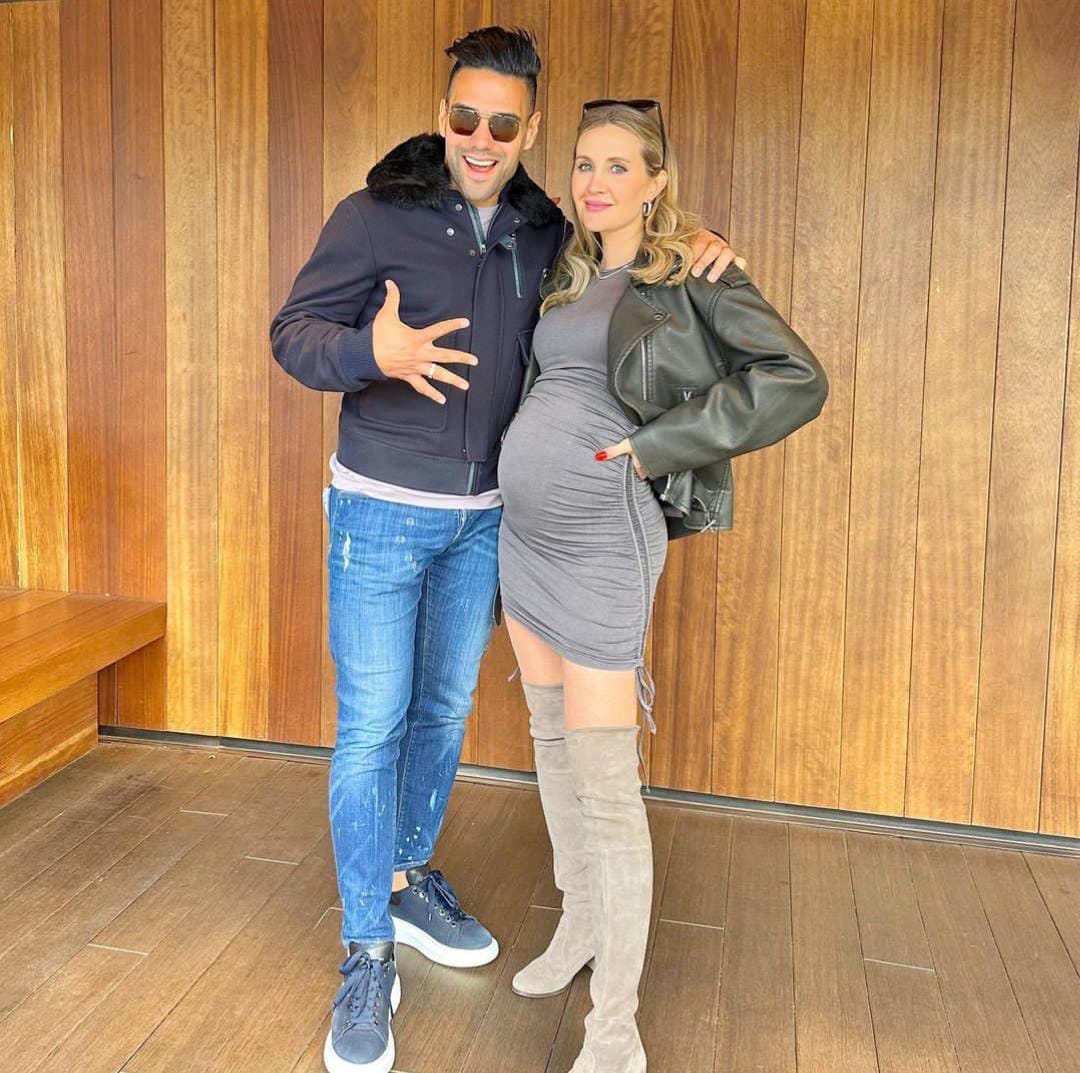 Falcao García confirmando la llegada de su quinta integrante a la familia García Tarón - crédito @falcao/Instagram