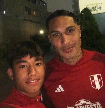 Nicolás Cairo junto a Paolo