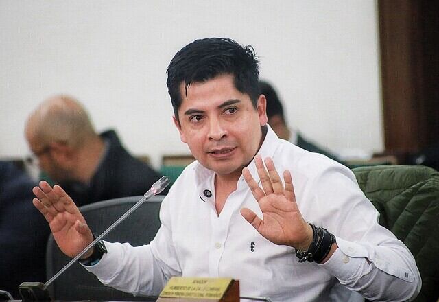 Ariel Ávila, senador de Alianza Verde, alerta sobre las complicaciones que surgirán en las próximas 72 horas tras la intervención estadounidense - crédito Colprensa