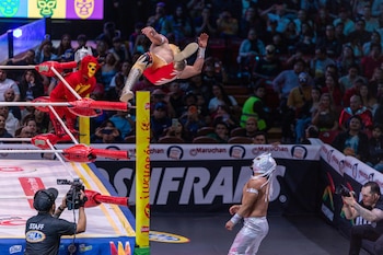 El mexicano venció a Komander y levantó por segunda ocasión el trofeo de la Leyenda de Plata. (Foto: Diego Cedrix)