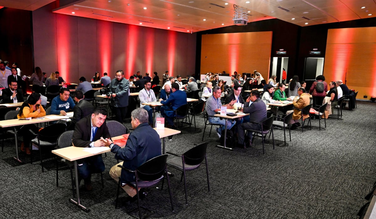 La II Cumbre Internacional y Rueda de Negocios Bogotá-Cundinamarca reunirá a más de 600 empresas y 90 compradores internacionales el 23 y 24 de septiembre en la Cámara de Comercio de Bogotá. (CCB)