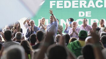 El gobernador Axel Kicillof presidió