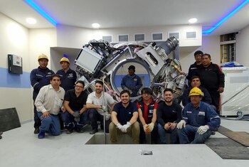 Equipo de ingenieros de DeLeC