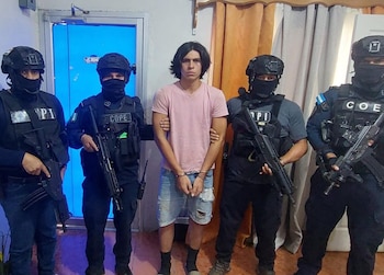 William Izaguirre fue capturado durante un operativo policial en Tocoa, Colón. El detenido es señalado como el segundo implicado en la masacre de Rigores. (Foto: Policía Nacional)