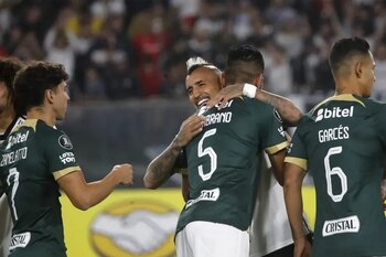 Carlos Zambrano y Arturo Vidal