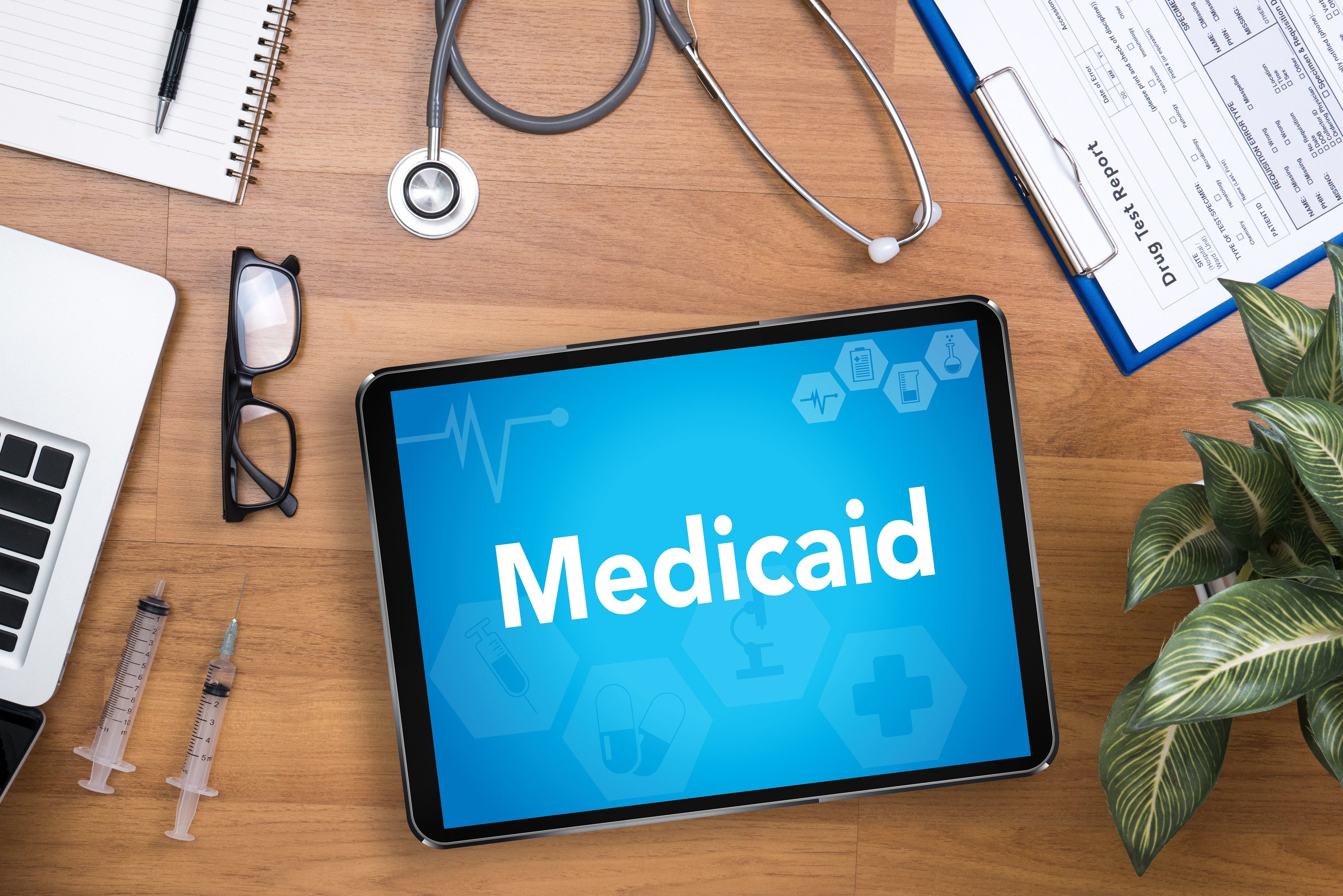 Un médico de Atlanta fue acusado de intentar defraudar 4,3 millones de dólares al programa Medicaid de Georgia