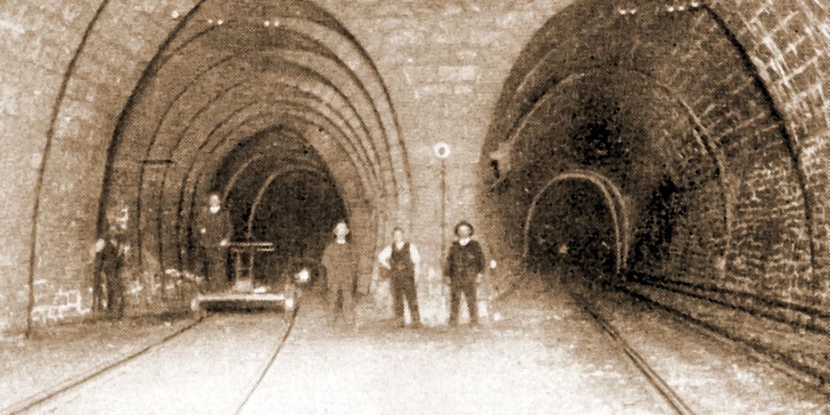 Inaugurado en 1906, el túnel de Simplon fue durante años la infraestructura ferroviaria más larga del mundo (Wikipedia)