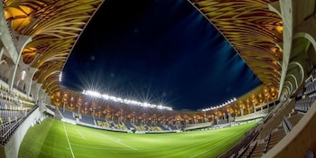 Pancho Arena, ubicado en Felcsút, Hungría, combina arquitectura singular y tradición futbolística (Puskás Academia)