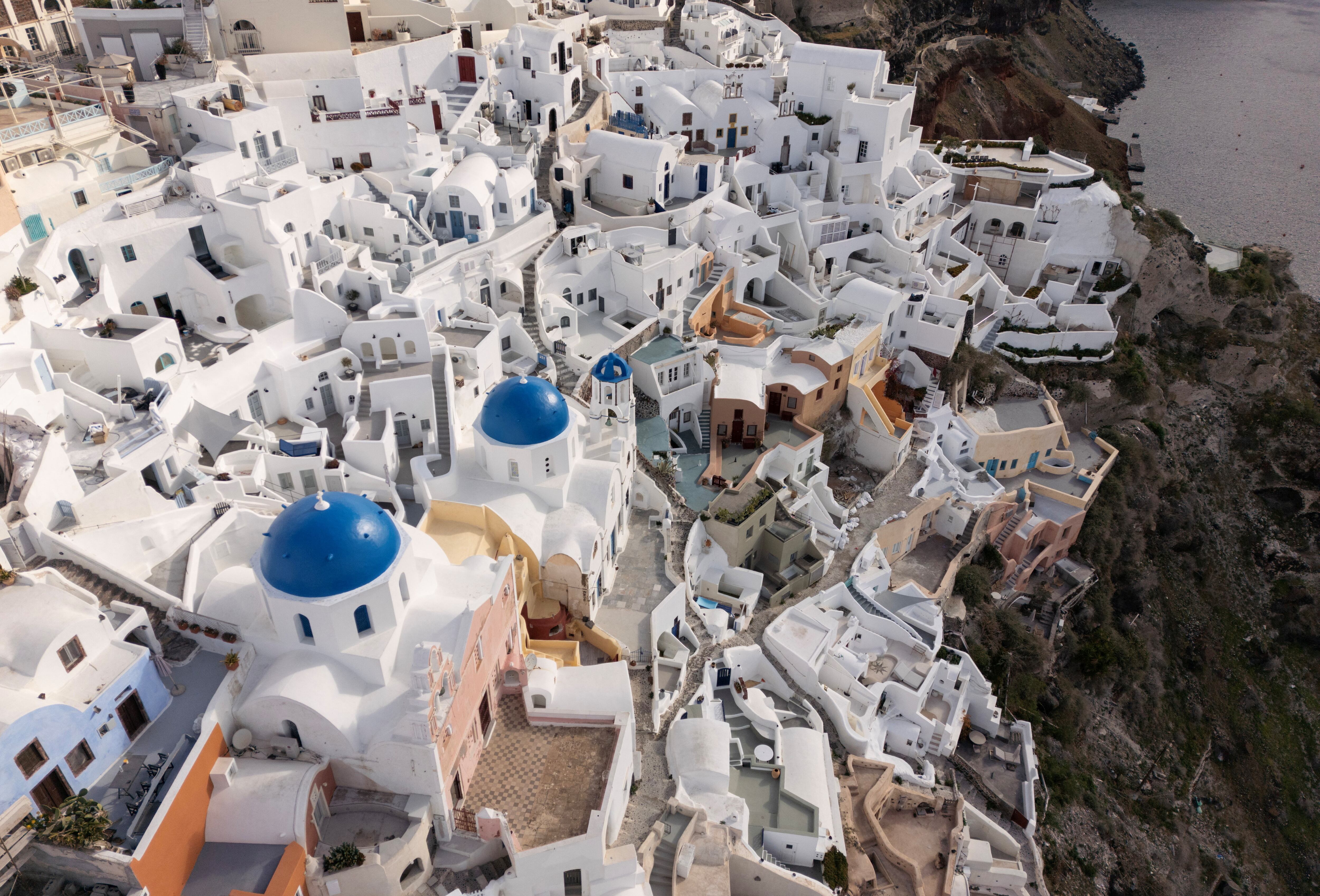 Drones, mapas invisibles y agricultura antigua: así es la revolución de la arqueología no invasiva en las islas griegas