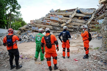 La misión de ayuda humanitaria de El Salvador en Venezuela incluye búsqueda y rescate, atención médica, apoyo psicológico y equipos caninos./ (Secretaría de Prensa)