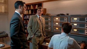 Matt Rippy, como James Wilson,