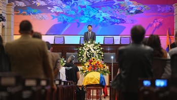 En el Salón Elíptico del Capitolio Nacional de Bogotá se realizó la cámara ardiente de la maestra Totó la Momposina, que falleció el 19 de mayo de 2026 - crédito @ViceColombia/X