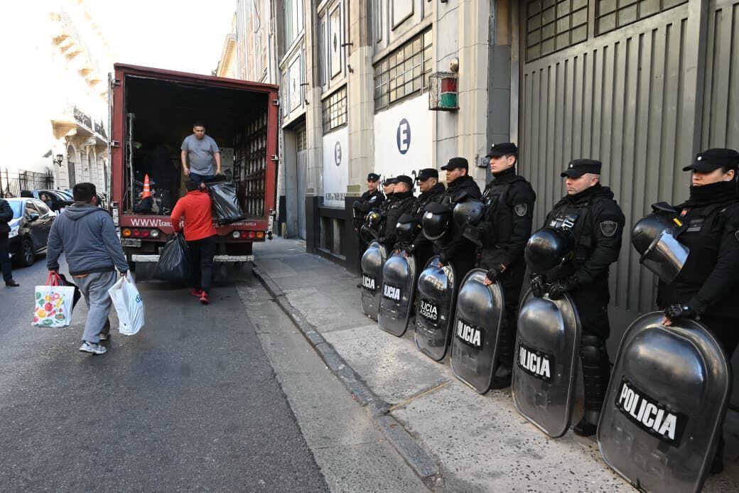 Parte de los operativos de desalojo en Monserrat