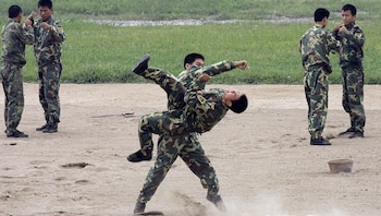 Ejercicios de militares chinos (archivo)
