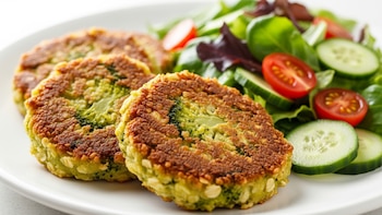 Tortitas de brócoli y avena: opción ligera, económica y listas en minutos