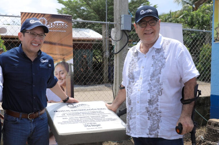 De lavado de dinero a conspiración: cómo un exfuncionario del gobierno de Giammattei en Guatemala redujo su condena y pagará USD 52 mil en lugar de USD 1.9 millones