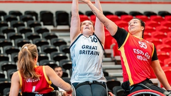 Las selecciones masculina y femenina suman nuevas derrotas en el Mundial de Baloncesto en Silla