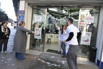 Personas celebrando el Gordo de