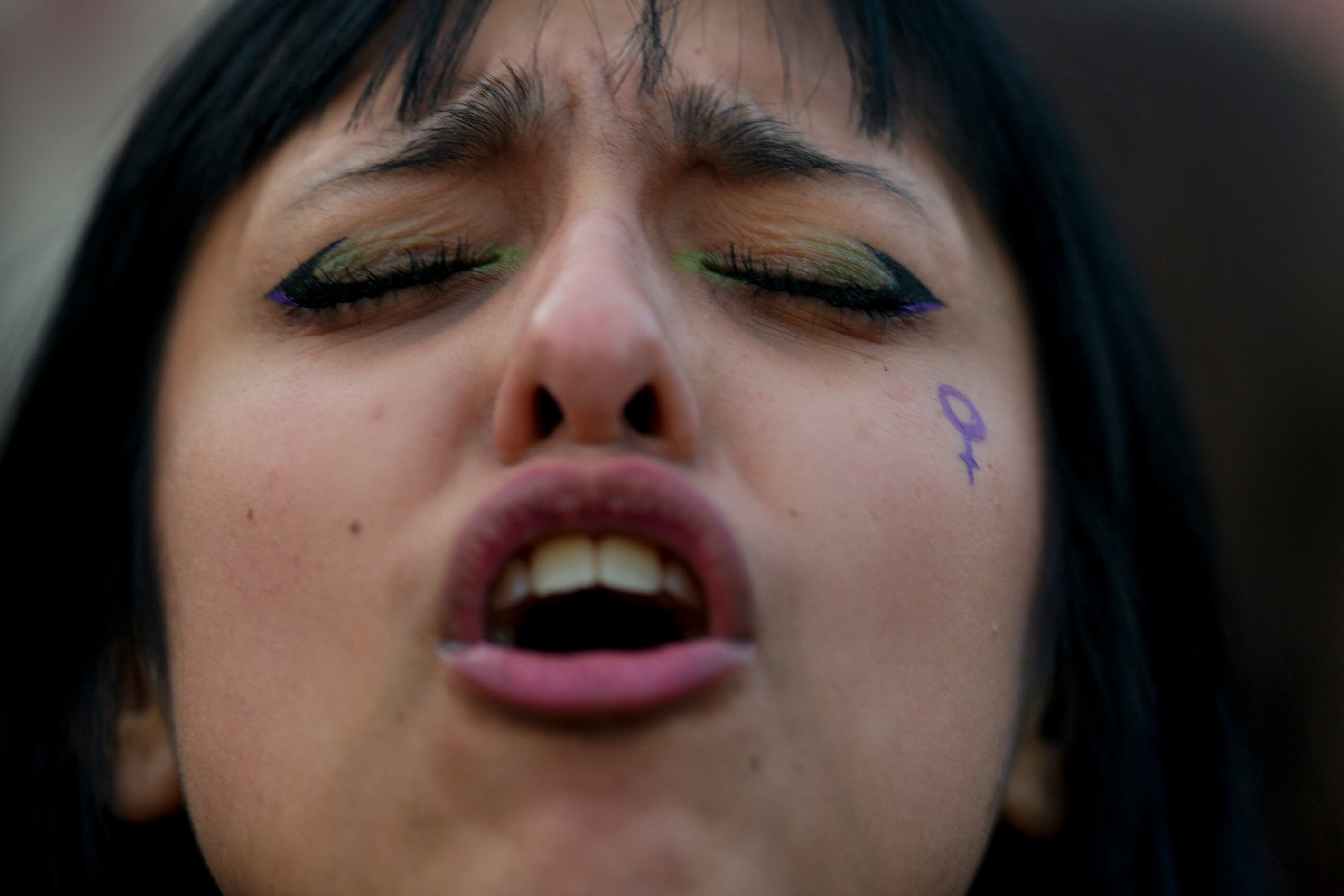 En Argentina, entre 2023 y 2024 asesinaron a una mujer cada 29 horas en un contexto de violencia de género. (AP Foto/Natacha Pisarenko)