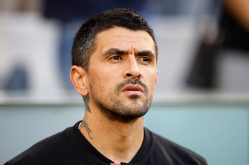 Lucho González se enfrentó a