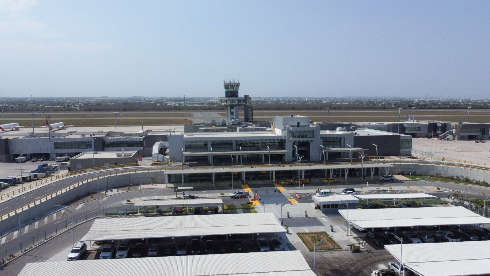 El Aeropuerto Internacional Ernesto Cortissoz en Barranquilla define nuevo cronograma para la entrega de obras de modernización - crédito redes sociales/X
