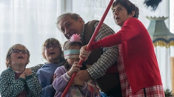 Los abuelos, indispensables para ayudar