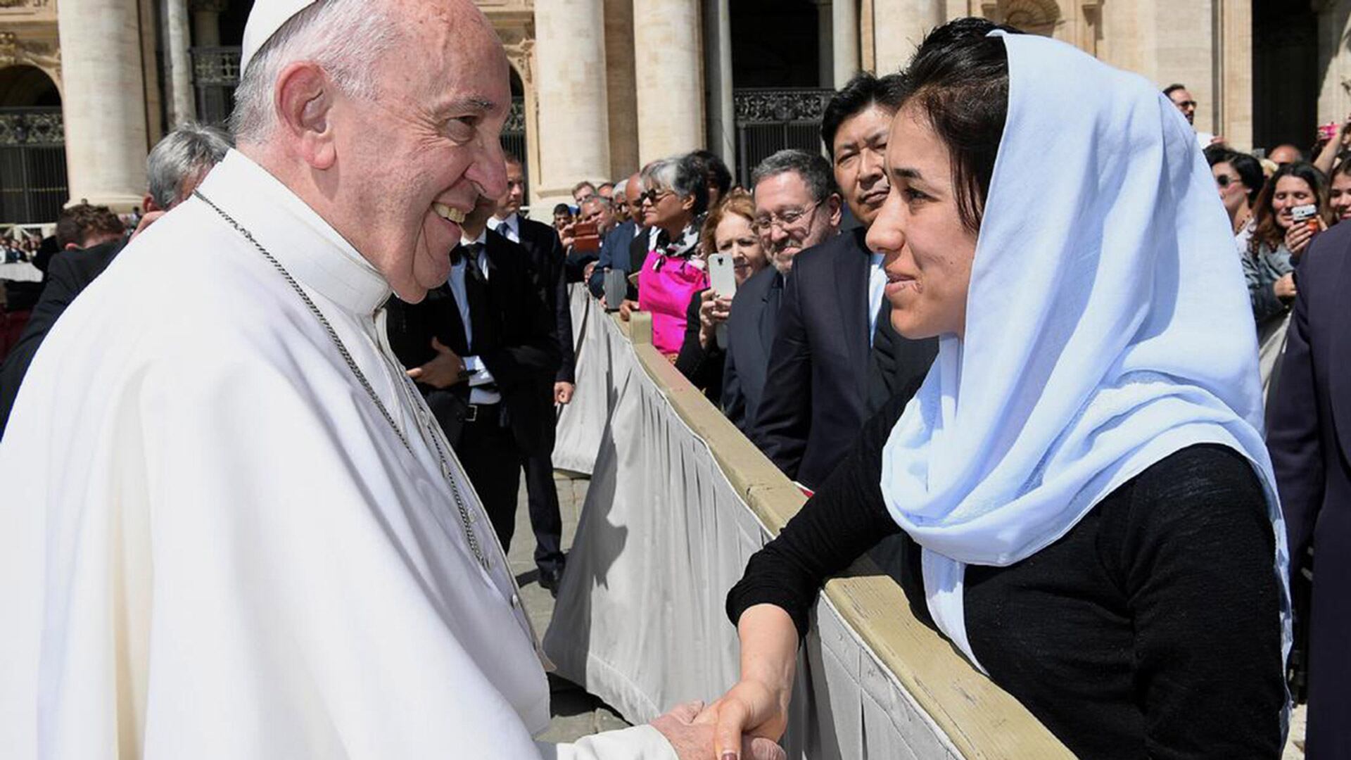 Nadia Murad se reunió con el Papa Francisco antes de su muerte (AP)