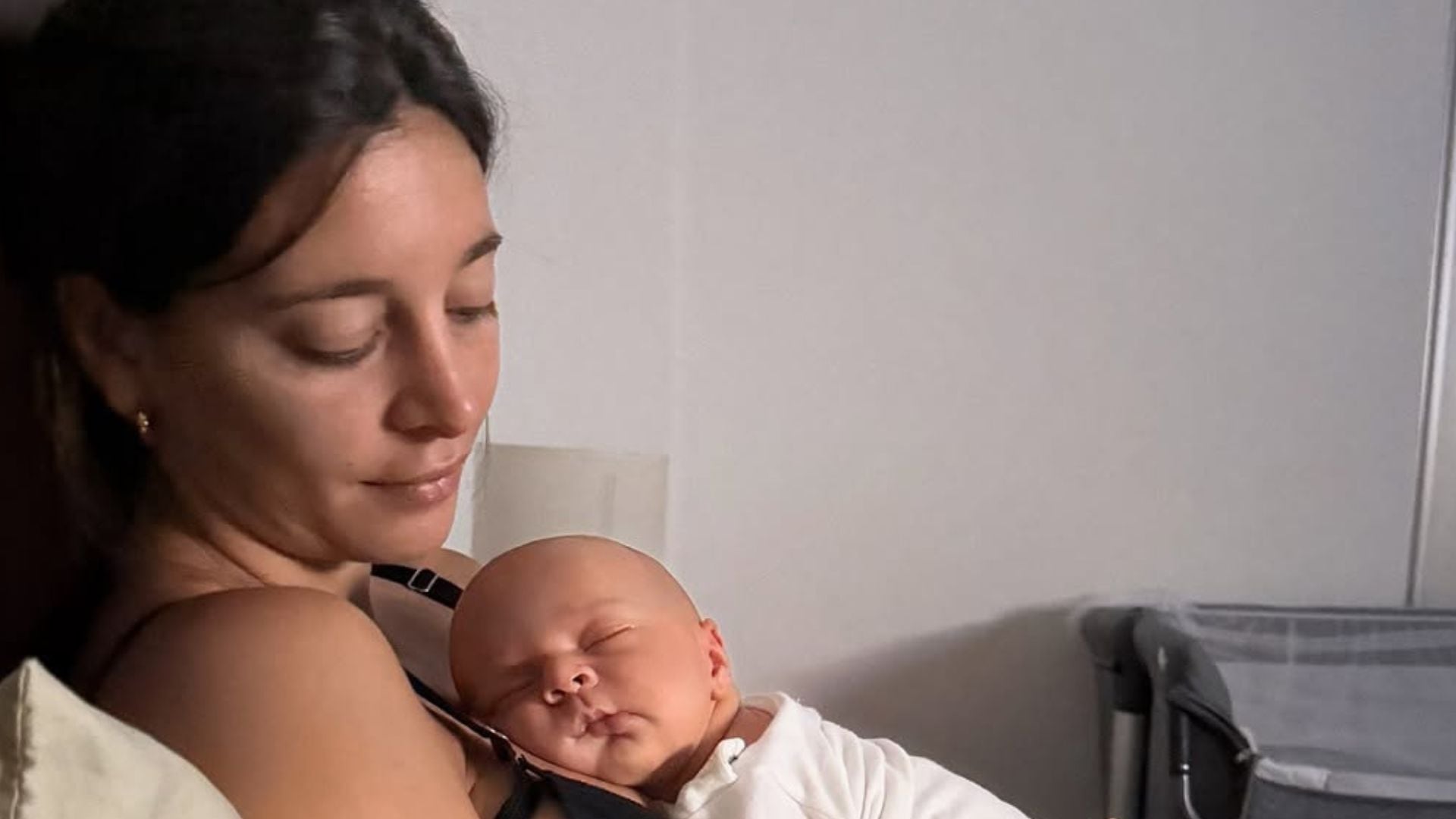 Sol Pérez junto a su primer hijo, Marco