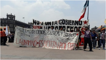 Estudiantes de la UNAM continúan