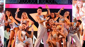 Desfile de los Hermanos Vernucci