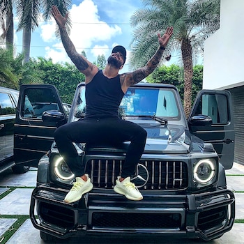 Mercedes Benz G63 AMG (@maluma)