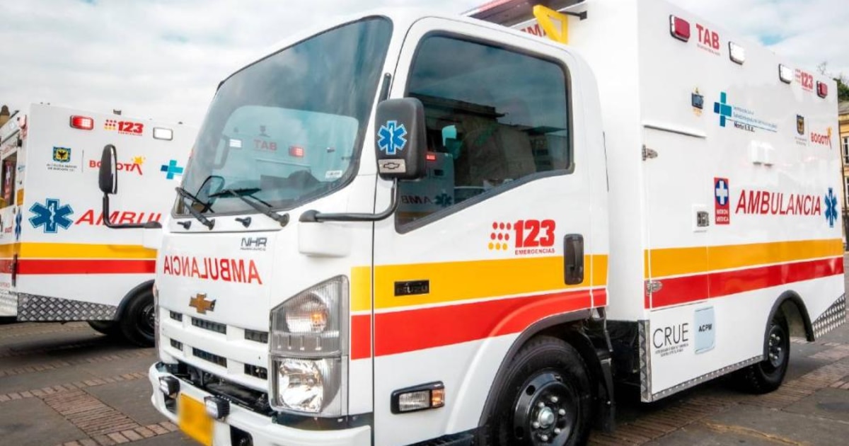 Ambulancias acumulan 130 comparendos en Bogotá durante 2026: choque de Jeisson Rojas reveló fallas en el sector