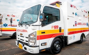 Actualmente, solo entre 70 y 80 de las 90 ambulancias públicas de Bogotá están habilitadas cada día para emergencias prioritarias y urbanas - crédito Alcaldía de Bogotá