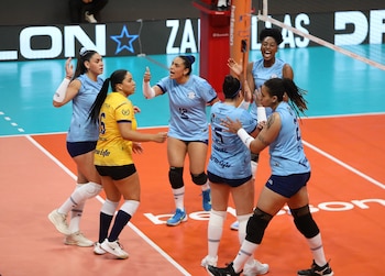 Atlético Atenea marcha en el