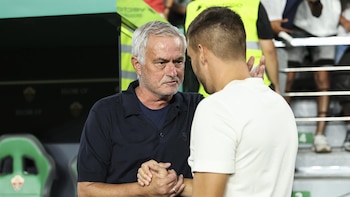 José Mourinho: "Después de no 'matar' los partidos parece que pasamos a la comodidad"