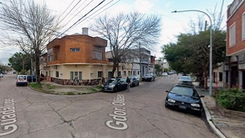Lanús chofer de aplicación apuñalado